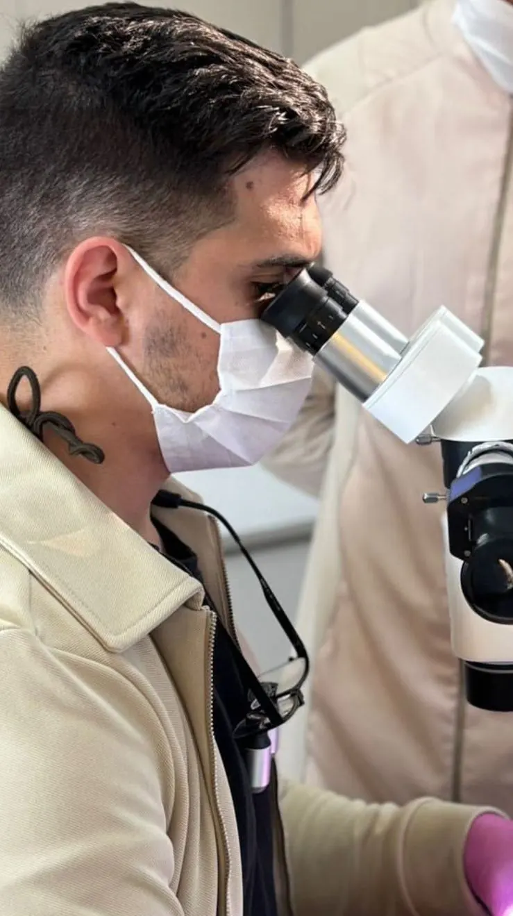 Dr. Renato Alfo, cirurgião-dentista responsável pela clínica